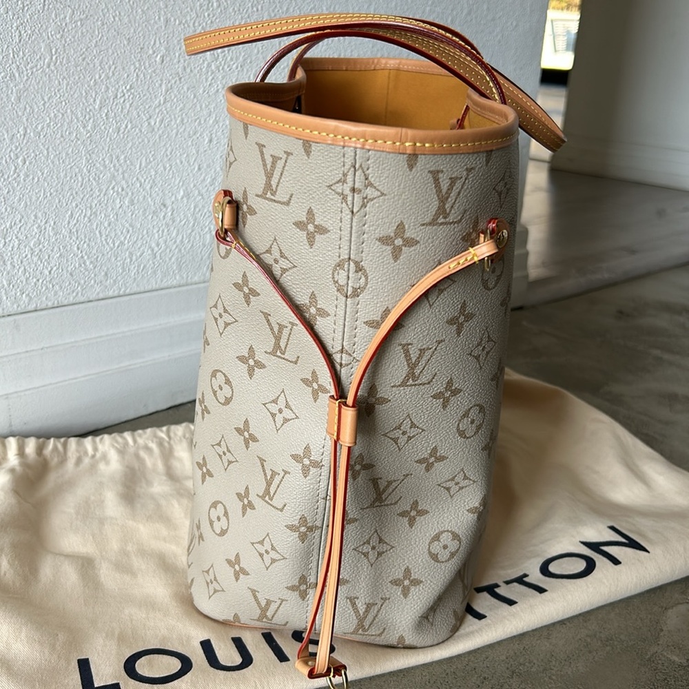 ♥️ SOLD DIRECT 🦄 Rare Louis Vuitton Neverfull MM - Picture 7 of 9